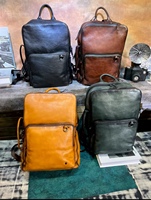 Sac à dos de voyage d'affaires vintage en cuir véritable imperméable avec fermeture éclair, marron cognac vieilli, en cuir pleine fleur, avec quincaillerie en laiton antique