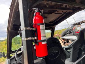 Kit de soporte de montaje de extintor de incendios de liberación rápida para <span class=keywords><strong>Jeep</strong></span> Wrangler JT TJ JKU JK JL/ UTV /ATV/vehículos/coche/barco/camión - Product Image 3