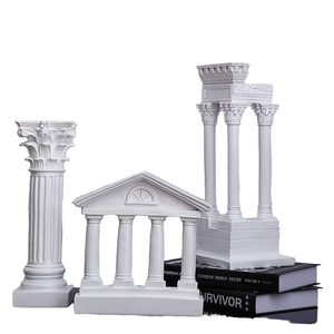 Scultura in Resina Creativa Nordica, Colonna Greca Romana, Statuetta Decorativa da Scrivania Anime Natalizia - Product Image 1