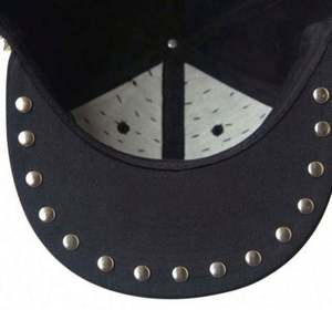 Casquette de baseball unisexe style Punk Rock Hip Hop avec rivets et clous en argent, boucle en cuivre doré, en tissu standard, pour sports de plein air - Product Image 4