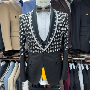 Esmoquin de Lujo de <span class=keywords><strong>3</strong></span> Piezas para Hombre de Gran Venta, Traje de Boda de Una Sola Botonadura para Novio, Baile de Graduación y Fiestas Formales en Tallas Grandes - Ropa Formal Brillante - Product Image 1