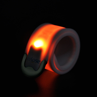 Bracelet en silicone lumineux USB, bracelet LED en silicone, lumière RGB, plusieurs couleurs, plusieurs modes avec flash lumineux, bracelet de fête