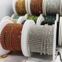Chaîne de coupe carrée de qualité AAA avec strass en cristal Technique à coudre vente en gros tasse en laiton avec strass en métal