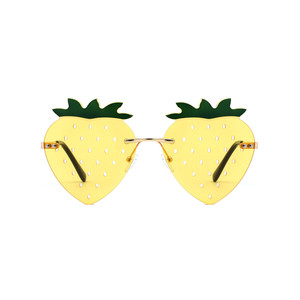 Drakon - Occhiali da Sole Colorati a Forma di Fragola per Feste Estive - Product Image 4