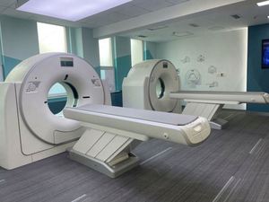 Компактный томограф с 24 рядами и 32 срезами, профессиональная послепродажная поддержка для использования в больницах (для людей) - Product Image 2