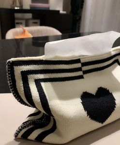 Nordic INS Style vendita calda personalizzata a maglia cuore portafazzoletti auto casa bagno viso tovagliolo scacchiera borsa - Product Image 4