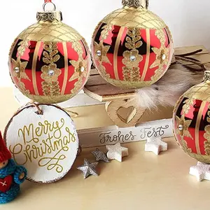 Good Quality Personalized Christmas Ornaments Stained Glass Tree Surprise Balls Diy Glass Ball With Christmas Snow