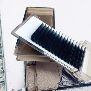 NQ LASHES Cils synthétiques volume intense faits à la main, emballage personnalisé, épaisseur 0.03/0.05mm, doux naturel, fini mat, effet cachemire russe - Product Image 4