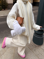 Ensemble deux pièces en maille pour femme, style Old Money 2026, faible MOQ, comprenant un pull col montant en maille torsadée et un pantalon large