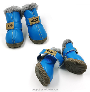 Chaussures d'hiver chaudes pour chiens Bottes de <span class=keywords><strong>neige</strong></span> imperméables Chaussures d'extérieur antidérapantes pour chiens - Product Image 2