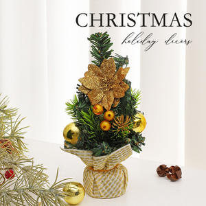 Venta al por mayor de fábrica, Mini árbol de Navidad de 20cm, adornos de escritorio y suministros de decoración de Año Nuevo, adornos navideños en Stock - Product Image 2