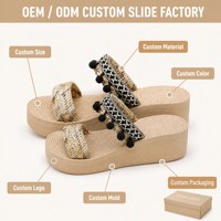 Sandales compensées légères et antidérapantes en EVA pour femmes, personnalisables OEM, avec lanières en jute tressées, pompons noirs et corde tressée style bohème