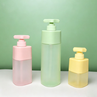 Bouteille vide mate en PET pour soins capillaires, 300/500/750 ml, avec pompe à lotion en acrylique, conteneur de shampoing, vente en gros directe usine