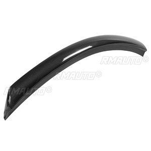 สปอยเลอร์หลังคาร์บอนไฟเบอร์แท้ทรง V รุ่น W204 สำหรับรถยนต์เมอร์เซเดสเบนซ์ W204 C250 C300 C63 4 ประตู ปี 2008-2014 - Product Image 2