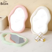 Offre Spéciale mignon nuages en forme de miroir de courtoisie chambre créative bureau miroir de beauté en forme spéciale