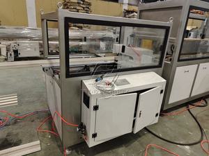 Pannello murale decorativo in PVC estrusione WPC 3D rivestimento murale che fa la macchina - Product Image 2