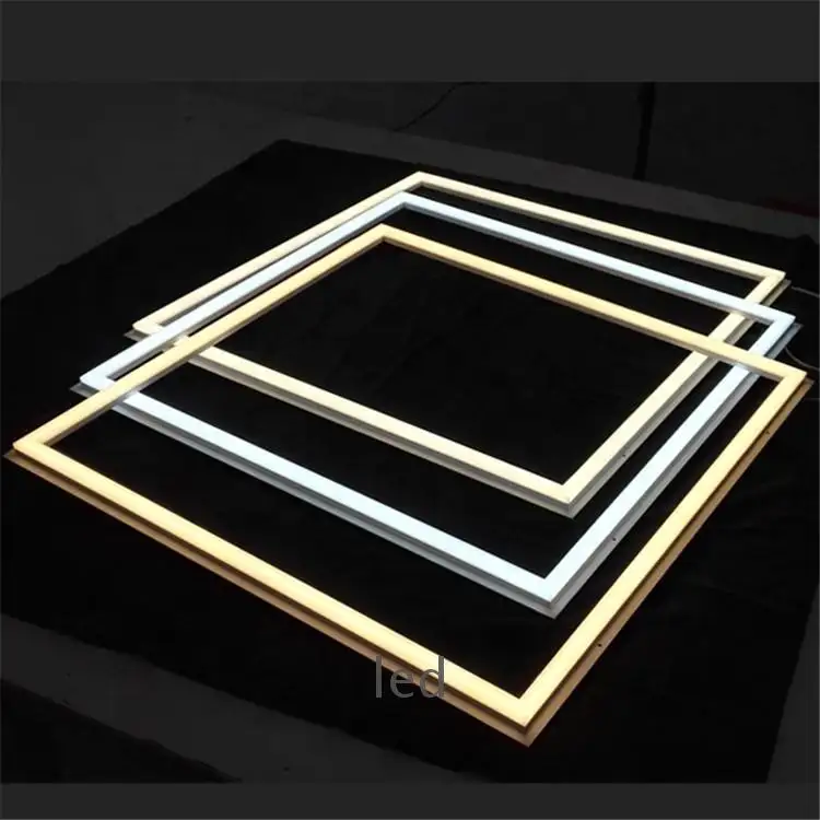 Bron Fabriek Levering Vierkante 36W Tri-Color Wifi App Controle Rgbw Led Frame Plafond Grille Paneel Licht