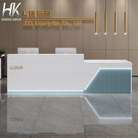 Bureau d'accueil personnalisé avec logo, durable, moderne, en bois brillant, avec bande LED, pour hôpital, bureau, salon de beauté, salle de sport, école