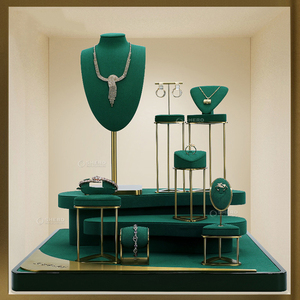 Soporte de exhibición de joyería de metal estilo moderno en oferta, expositor de microfibra personalizado para pendientes y collares, busto verde para exhibición de joyería. - Product Image 5