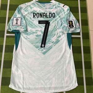 เสื้อแข่งโปรตุเกส โรนัลโด้ ปี 2026 รุ่นนักเตะ พิมพ์หมายเลข 7 แขนสั้น ผ้าโพลีเอสเตอร์/โมดอล สำหรับแฟนบอล - Product Image 1