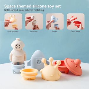 Ensemble de 4 jouets de <span class=keywords><strong>bain</strong></span> pour bébé Flotteurs anti-moisissure en silicone <span class=keywords><strong>Jeux</strong></span> de pulvérisation, belle conception d'espace Baignoire amusante pour les enfants - Product Image 6
