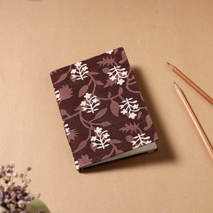 Carnet en papier fait main avec couverture en tissu Sanganeri marron (7 x 5 pouces) – Journal culturel rustique artisanal - Product Image 1