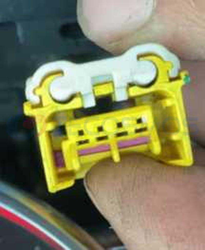 Car Connector For steering wheel sensor has 4 pins CT4-0224M