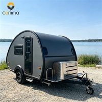 Caravane vintage rétro, petite caravane compacte, remorque de camping, caravane tractable pour le camping