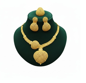 Ensemble de bijoux collier élégant 4 pièces Sautoir Collier Plaque Collier Conçu pour les femmes avec un style intemporel - Product Image 3