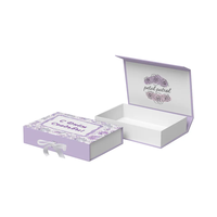 Boîtes cadeaux rigides carrées en papier pour vêtements, avec logo personnalisé HENGXING, imprimé, texturé, brillant, avec revêtement UV magnétique.