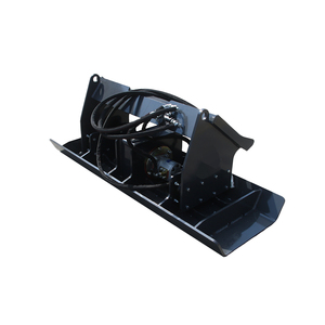 LandHonor Hochleistungs-Raupenplattenverdichter Q235 Stahl Vibrationsplattenverdichter-Anbaugerät 1 Jahr Garantie Benzinmotor 33 KN - Product Image 3