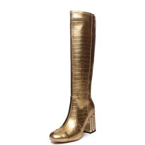 Botas de tacón grueso doradas de lujo para mujer, botas altas hasta la rodilla con punta cuadrada y tacones delicados para dama - Product Image 1
