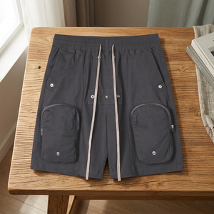 Shorts Homme Décontractés Style Urbain Tendance, en Coton Anti-Plis, Taille Mi-Haute, Grandes Poches, Cordon de Serrage, Design Utilitaire, Style Sombre - Product Image 3