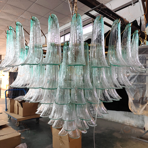 Luminaire intérieur <span class=keywords><strong>Lustre</strong></span> de salle à manger moderne pour villa <span class=keywords><strong>Lustre</strong></span> en verre pétale dégradé <span class=keywords><strong>vert</strong></span> - Product Image 2