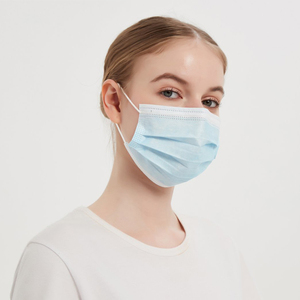 Pabrik kualitas baik langsung 17.5*9.5cm kain tidak ditenun bahan masker wajah <span class=keywords><strong>3</strong></span> lapisan masker wajah sekali pakai - Product Image 1