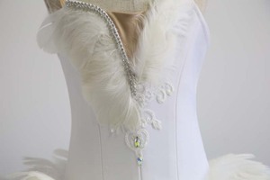 100% fatto a mano bianco floreale cigno lago bambini gonfio soffice <span class=keywords><strong>ragazze</strong></span> adulte costumi di danza professionale Tutu di balletto per <span class=keywords><strong>ragazze</strong></span> - Product Image 3