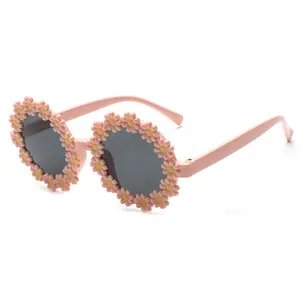 Jolie fleur enfants lunettes de soleil colorées fête vente en gros designer enfants lunettes de soleil cadre garçon fille lunettes de soleil protection uv