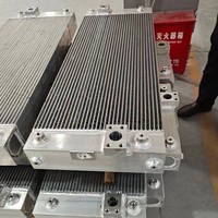 Refroidisseur d'huile en aluminium anti-vibrations à refroidissement par air avec moteur de ventilateur 200W pour grue mobile