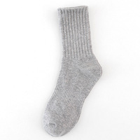 Chaussettes anti-odeur pour hommes en gros, chaussettes mi-mollet d'automne, absorbantes, respirantes, anti-boulochage, pour le sport