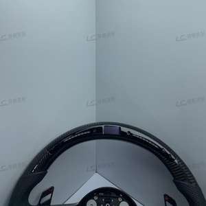 Volant <span class=keywords><strong>sport</strong></span> de remplacement OEM en fibre de carbone et cuir pour Benz GLA45 GL63 S63 G500 G63 avec affichage LED et surpiqûres de couleur personnalisées - Product Image 2