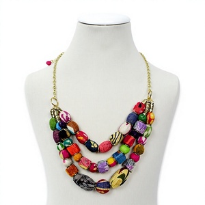 Collar de Perlas de Imitación en Forma de Bola, Estilo Bohemio, Multicapa, Colorido, para Mujer, Cadena Chapada en Oro, Accesorio de Moda Hecho a Mano - Product Image 1