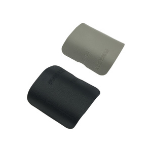 Cubierta de fusibles Mazda 6 GP9A68381C34, pieza de plástico para el capó del motor, tipo clip. - Product Image 2