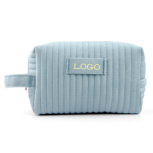 Sacs de maquillage en velours à motif jacquard écologique Pochette rose Beauté bleue Mignon Sac à cosmétiques matelassé en éponge - Product Image 5