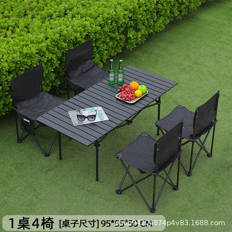 Table longue noire (95*55*50cm) avec 4 chaises