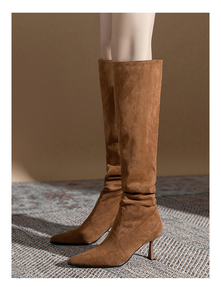 สีน้ำตาล