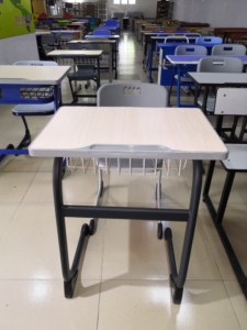Ensembles de bureaux d'école en <span class=keywords><strong>bois</strong></span> pour salles de classe, comprenant un bureau et une chaise d'occasion pour étudiants - Product Image 2