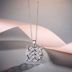 Colgante de Plata de Ley 925 con forma de corazón, Gargantilla con nudo irlandés celta, para mujeres - Product Image 3