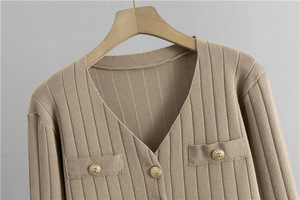 Ensemble 3 pièces pour femme : <span class=keywords><strong>pull</strong></span>, gilet tricoté à col en V et pantalon – Collection automne-hiver tendance, tricoté à l'ordinateur - Product Image 4