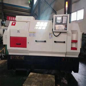 Haute précision CK6150 6140 CNC tour tournant les manchons d'usinage broche unique capacité verticale et horizontale à usage intensif - Product Image 1