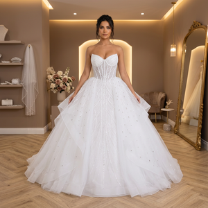 Vestido de Novia Moderno de Satén con Cuentas, Estilo Vintage, Talla Grande, Sin Mangas, Cuello Redondo, Largo hasta el Suelo, Estilo Sirena/Trompeta, Cintura Natural - Product Image 1